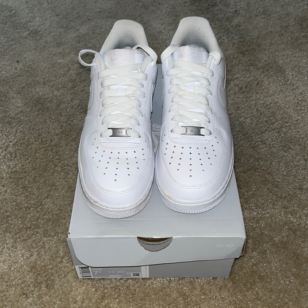 White Nike Air Force1s